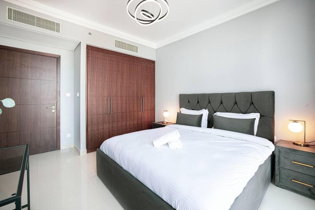 Appartement Magnificent Brand New Lux 3Br Burj & Fountain View à Dubaï Extérieur photo