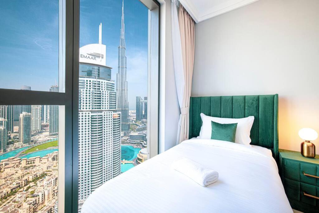 Appartement Magnificent Brand New Lux 3Br Burj & Fountain View à Dubaï Extérieur photo